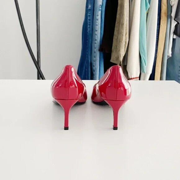 Via Spiga Patent Leather Pointed Toe Kitten Heel Pumps - Picture 6 of 8